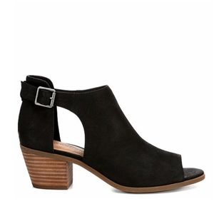 Lucky Brand Cut Out Heel